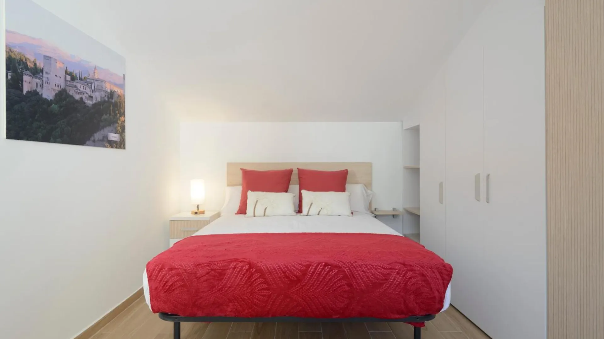 Apartamentos J De La Alhambra Granada
