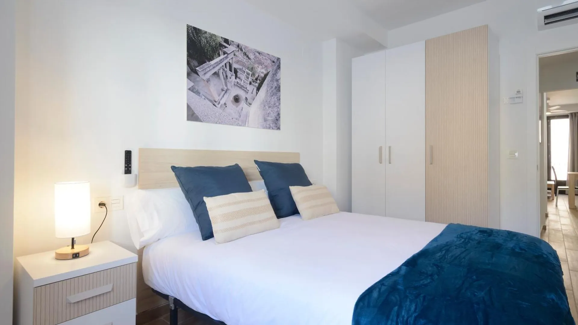 Apartamentos J De La Alhambra Granada