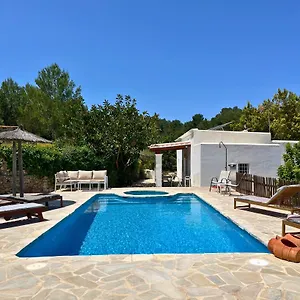 holiday-home-ibiza-can-mestreso.ibizaislandhotels.net/