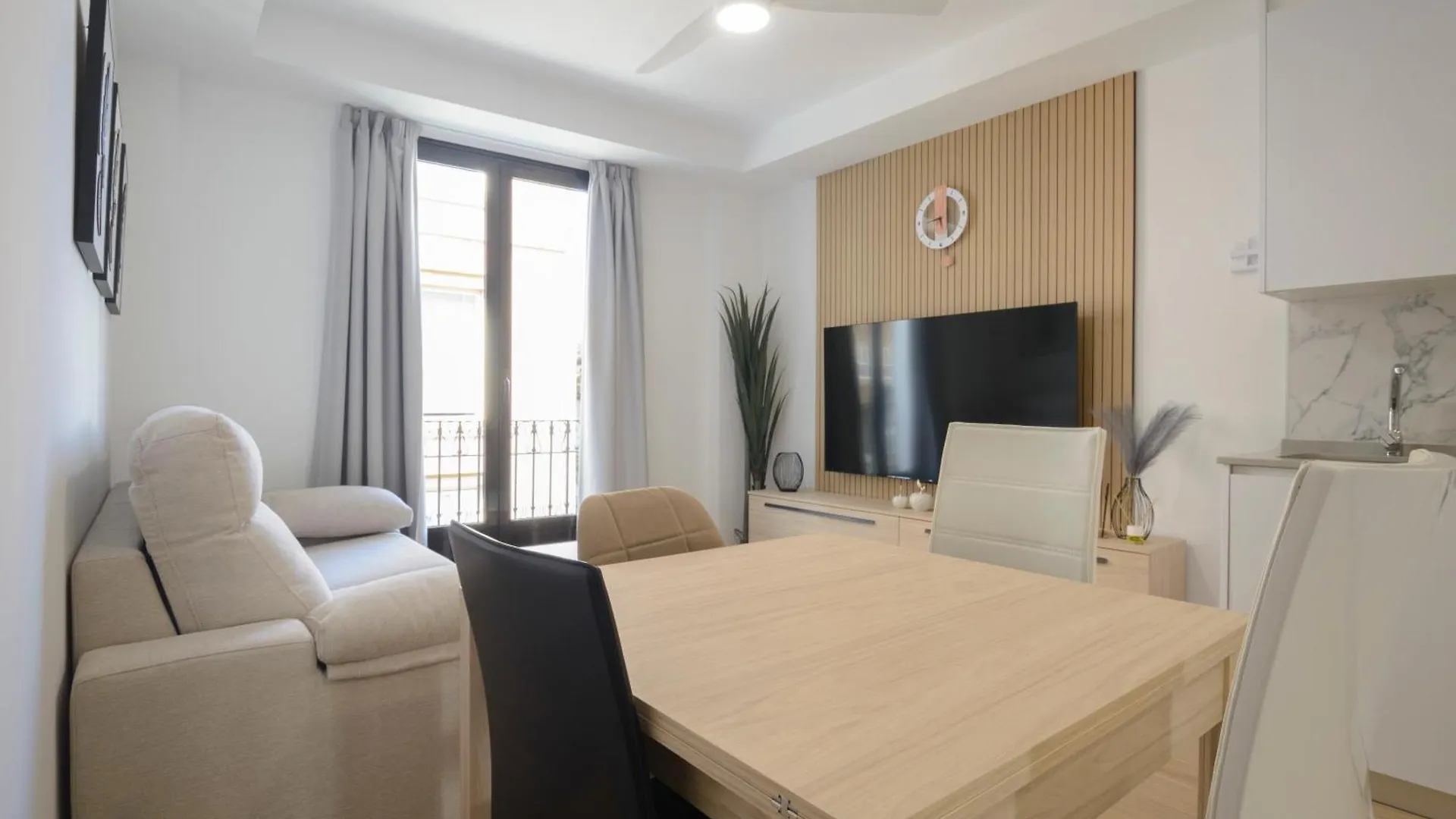 Apartamentos J De La Alhambra Granada